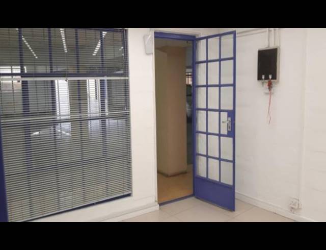 140M² OFFICE TO LET IN OBSERVATORY